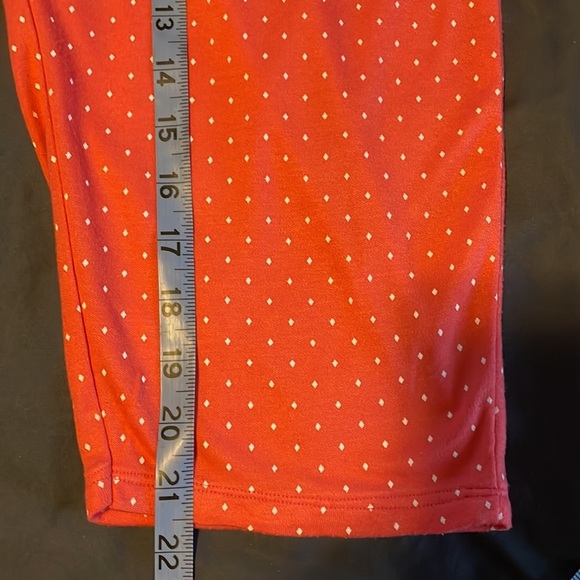 Secret Treasures Capri Pant Sleepwear Set - Picture 6 of 6